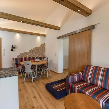 Almfrieden & Romantikchalet