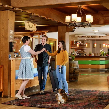 Almfrieden & Romantikchalet