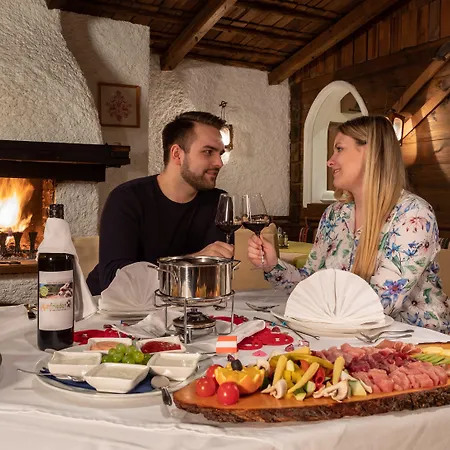 Hotel Almfrieden & Romantikchalet Ramsau am Dachstein