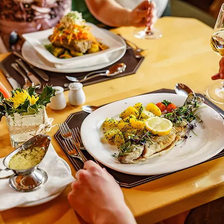 Almfrieden & Romantikchalet Ramsau am Dachstein