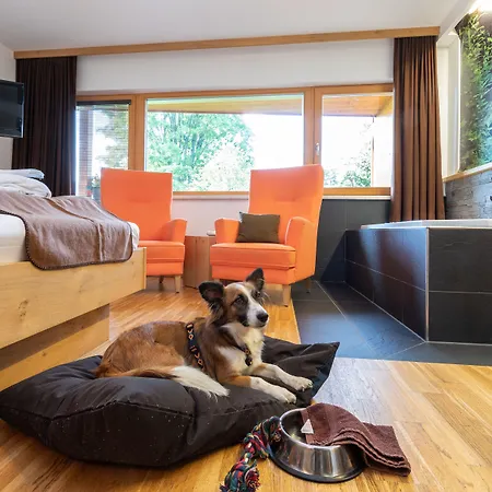 Almfrieden & Romantikchalet