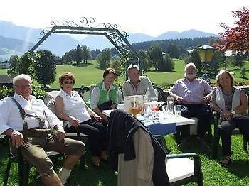 Almfrieden & Romantikchalet 4*