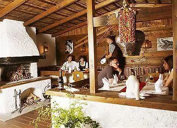 Almfrieden & Romantikchalet Hotel