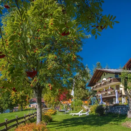 Almfrieden & Romantikchalet Hotel Ramsau am Dachstein