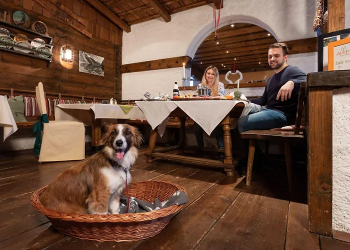 Hotel Almfrieden & Romantikchalet